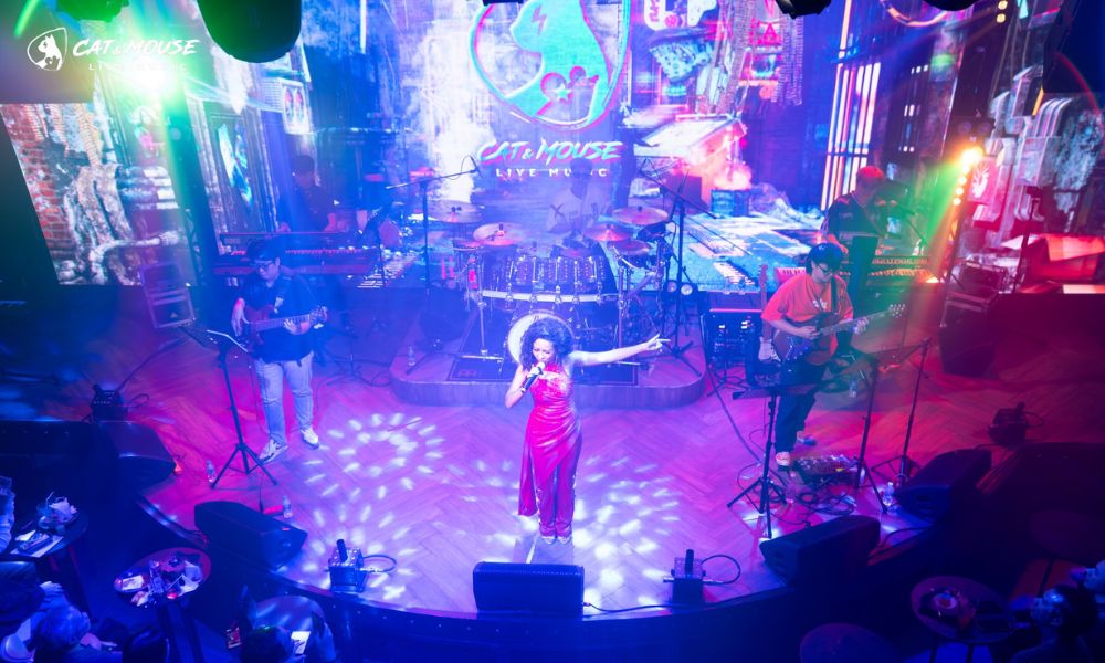 Cat & Mouse Live Music - Nơi những rung cảm nghệ thuật được thắp sáng.